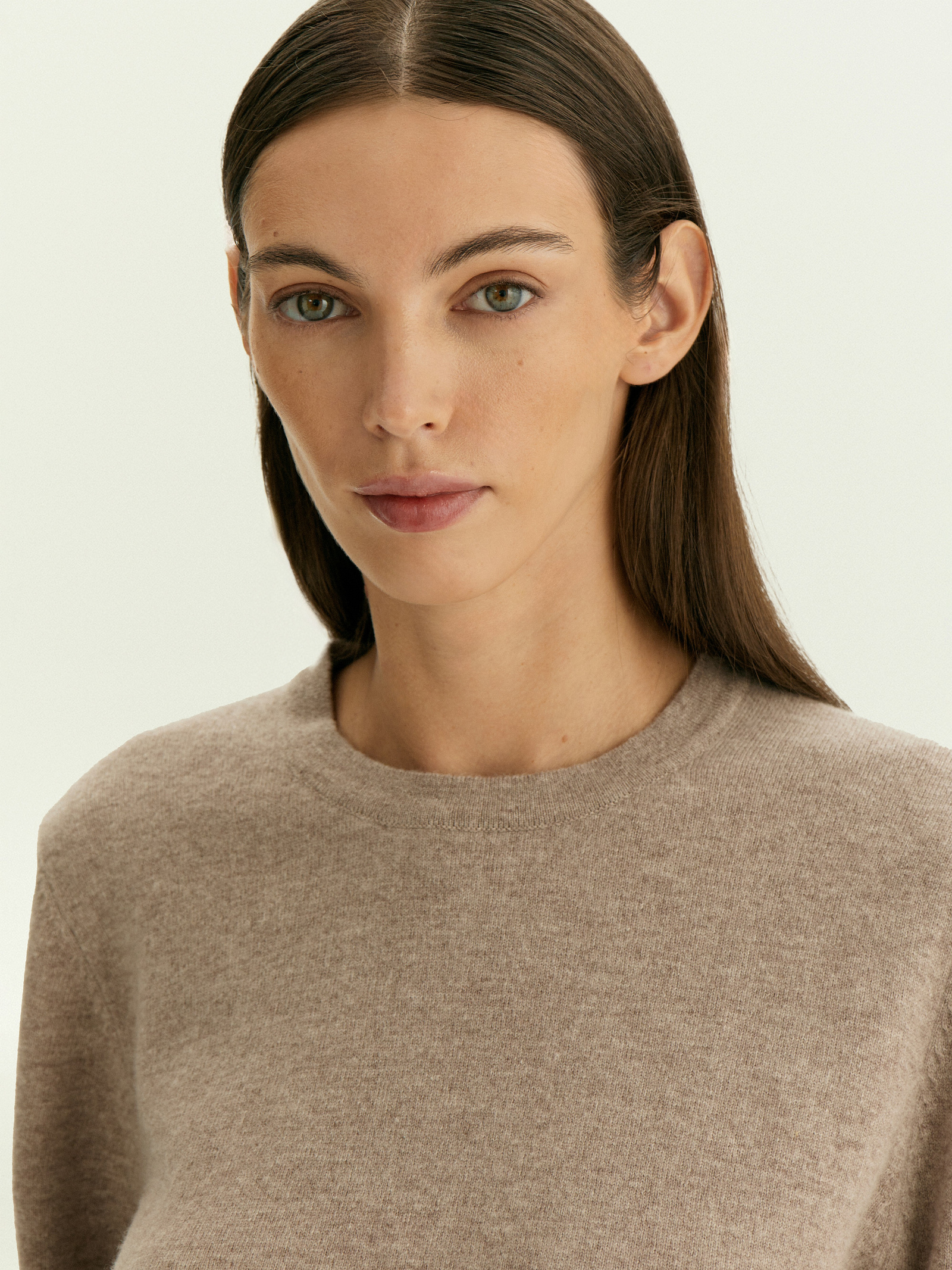 Джемпер из вискозного трикотажа с добавлением шерсти